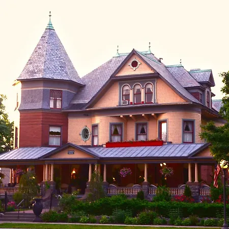Union Gables (Adults Only)-3